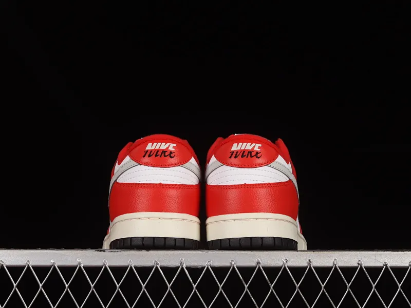 All categories Nk SB Dunk series Nk SB Dunk Low low-top sneakers Nk Dunk Low "Chicago Split" Chicago color matching SB low-top sports and leisure sneakers DZ2536-600
